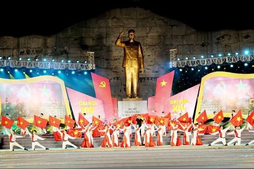 'Tự hào Đảng quang vinh' - bản hòa ca chào mừng thành công Đại XIV của Đảng