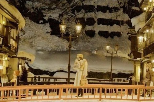 Thị trấn Ginzan Onsen có gì hấp dẫn khiến du khách mê mẩn mỗi mùa tuyết rơi?