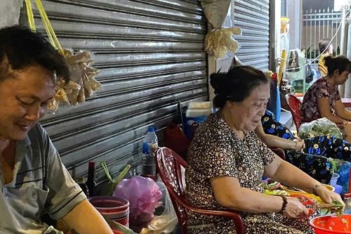 Gợi ý quán ăn vặt đêm tại TP HCM khiến du khách quên lối về