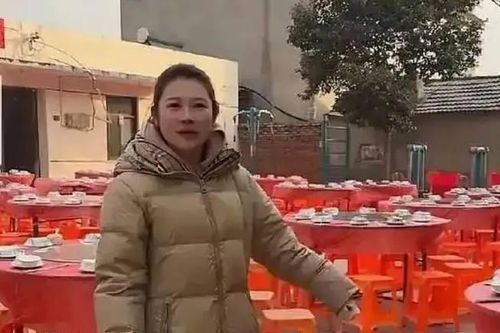 Bắt chước trào lưu mời cả làng đến ăn tiệc, cô gái nhận kết đắng, ế 100 mâm