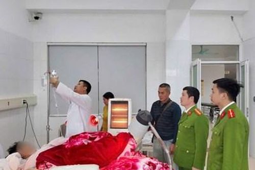 Kịp thời cứu nạn 1 thanh niên đi câu giữa trời lạnh bị ngã xuống biển