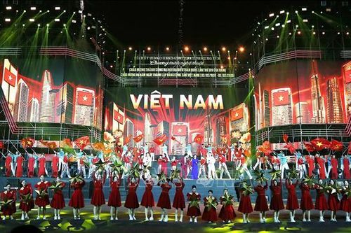 Hưng Yên tổ chức chương trình nghệ thuật chào mừng thành công Đại hội XIV của Đảng