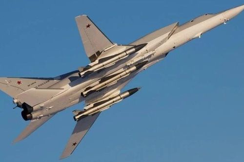 Nga lần đầu dội Kh-22 xuống Kiev: Tại sao tên lửa này gần như không thể bị đánh chặn?