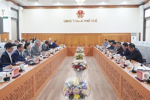 Huế tăng cường kết nối với Lào và Luxembourg thu hút đầu tư xanh
