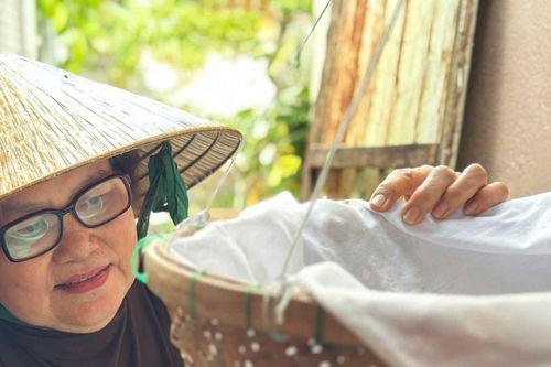 Không gì bằng cơm với mắm...