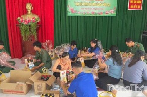 Ấm áp tình quân dân nơi những ngày xuân nơi biên giới