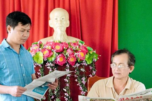 Phường Bồng Sơn đưa việc mua, đọc báo Đảng vào nền nếp