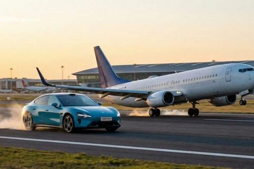Xiaomi SU7 Max phô diễn sức mạnh: Tăng tốc 0–100 km/h nhanh gấp 5 lần Boeing 737
