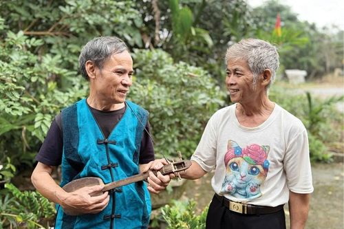 Tiếng đàn còn vang