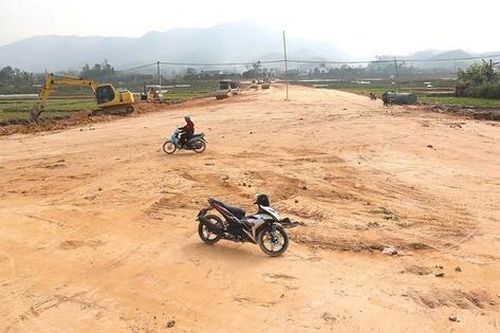 Hàng trăm hộ dân Nghệ An hiến đất mở đường