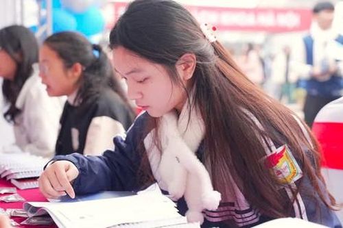 Tuyển sinh khối ngành y: Không chỉ là đam mê