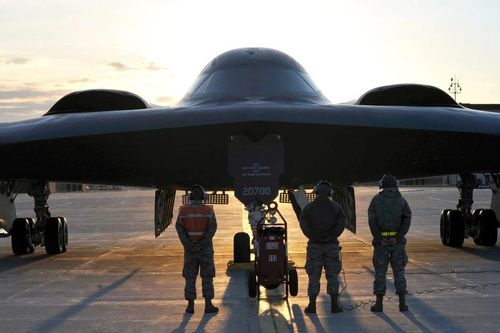 B-2 Spirit, oanh tạc cơ chiến lược của Mỹ có thể tung đòn tấn công tầm xa trong im lặng