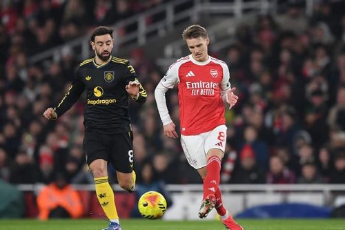 Man United lội ngược ngoạn mục tại Emirates, ngôi đầu Arsenal lung lay