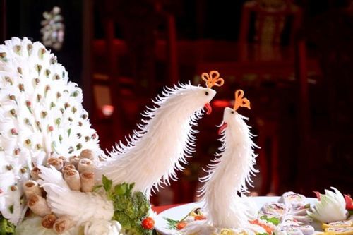 Huế cần phải làm những gì?
