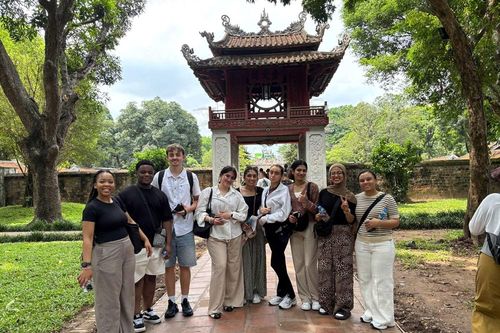 Bất ngờ: Việt Nam lọt top 8 điểm đến du học mới nổi trên thế giới
