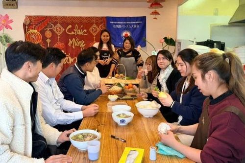 Phụ nữ Việt Nam tại Nhật Bản lan tỏa văn hóa ẩm thực qua các món ăn truyền thống