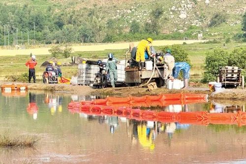 Tăng cường biện pháp phòng chống sự cố tràn dầu