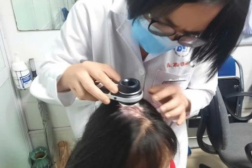 Khi nào rụng tóc là bệnh lý cần phải can thiệp?