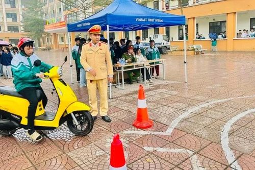 Công an tỉnh Lào Cai tăng cường kiểm soát về an toàn giao thông