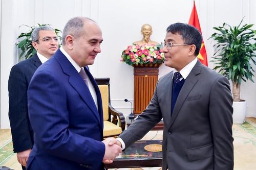Thứ trưởng Thường trực Ngoại giao Nguyễn Minh Vũ tiếp đoàn đại biểu Đảng Azerbaijan Mới