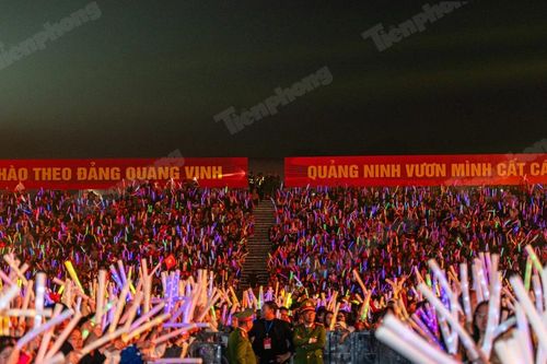 50.000 khán giả hòa mình vào concert Quảng Ninh vươn mình cất cánh