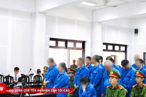 Chiếm đoạt hàng trăm tỷ đồng từ tín dụng đen núp bóng ngân hàng