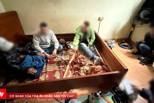 Tạm giữ hình sự 4 đối tượng tổ chức sử dụng ma túy tại nhà