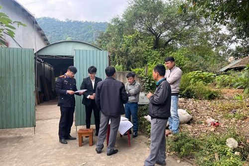 VKSND khu vực 12, TP Đà Nẵng phối hợp Tòa án thẩm định tài sản vụ án dân sự