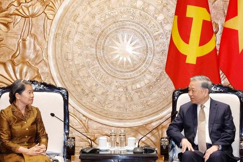 Tổng Bí thư tiếp Đoàn Đảng Nhân dân Campuchia chúc mừng thành công Đại hội Đảng XIV