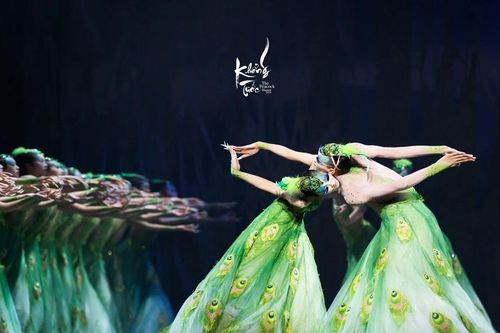 Vũ kịch 'Khổng Tước' của Dương Lệ Bình lần đầu được trình diễn tại Việt Nam