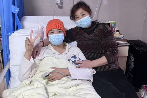 Mắc bệnh hiểm nghèo, cô gái bất ngờ phát hiện sự thật được giấu kín suốt 21 năm