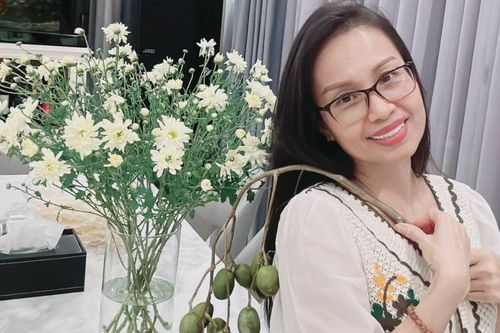 Cẩm Ly báo tin vui