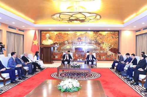 Hà Nội sẵn sàng 'dọn tổ' đón 'đại bàng' từ các nước Ả Rập