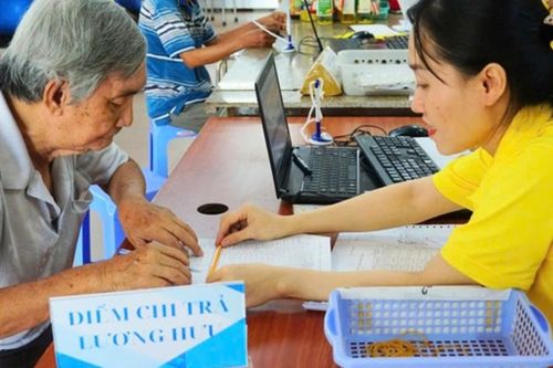 TP. Hồ Chí Minh: Bảo hiểm xã hội sẽ chi trả gộp 2 tháng lương hưu trước Tết