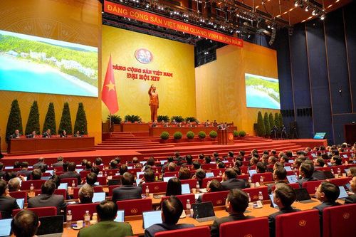 40 năm tiếp sức cho kỷ nguyên mới