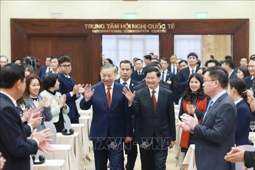 Tổng Bí thư Tô Lâm và Tổng Bí thư, Chủ tịch nước Lào dự thông báo kết quả Đại hội Đảng NDCM Lào lần thứ XII