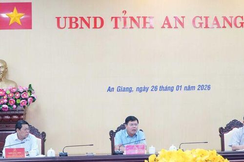 Bí thư Tỉnh ủy An Giang chỉ đạo xử lý dứt điểm khai thác thủy sản trái phép trên vùng biển Kiên Lương