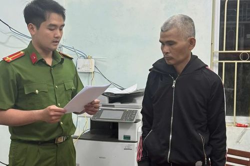 Ngưng uống thuốc cai nghiện để sử dụng ma túy, người đàn ông bị khởi tố, bắt tạm giam