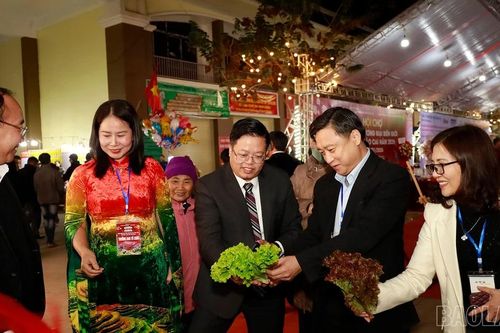 Sức hút nông sản, đặc sản tại Hội chợ xúc tiến thương mại biên giới Bát Xát - Lào Cai 2026