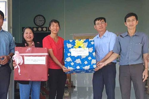 Những mái ấm trao gửi nghĩa tình