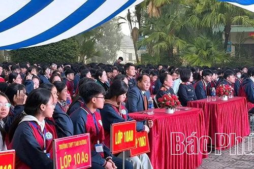 Viện Kiểm sát nhân dân khu vực 9 tuyên truyền, phổ biến pháp luật cho học sinh