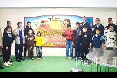 Khánh thành nhà ăn bán trú tại Trường Giáo dục chuyên biệt Phú Thọ