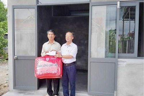 Tết ấm cho người khiếm thị
