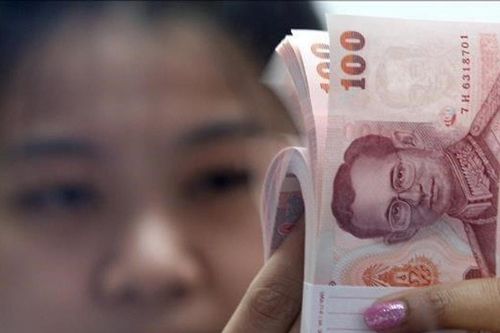 Thái Lan cân nhắc các biện pháp quản lý đồng baht mạnh