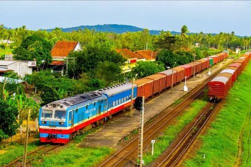 Đường sắt tốc độ trên 120km/h phải có hàng rào bảo vệ