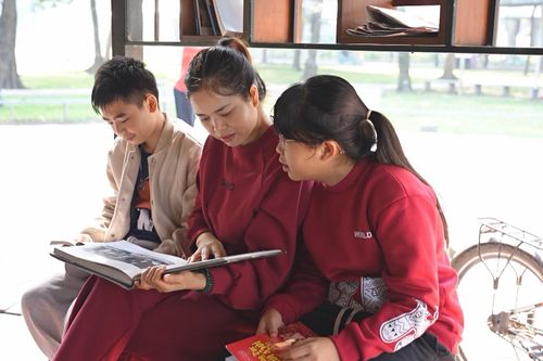 Lấy sự hài lòng của người dân làm thước đo