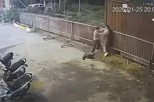 Mâu thuẫn tình cảm, nữ công nhân bị bạn trai đâm tử vong