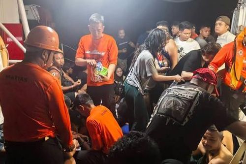 Chìm phà ở Philippines, ít nhất 13 người thiệt mạng