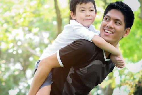 Bất ngờ mối liên hệ giữa tuổi sinh con của người cha và IQ của con: Độ tuổi 'vàng' là bao nhiêu?