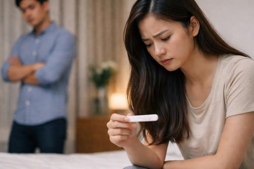 Mang thai khi 'sống thử', tôi sợ hãi nhận ra bản chất của bạn trai